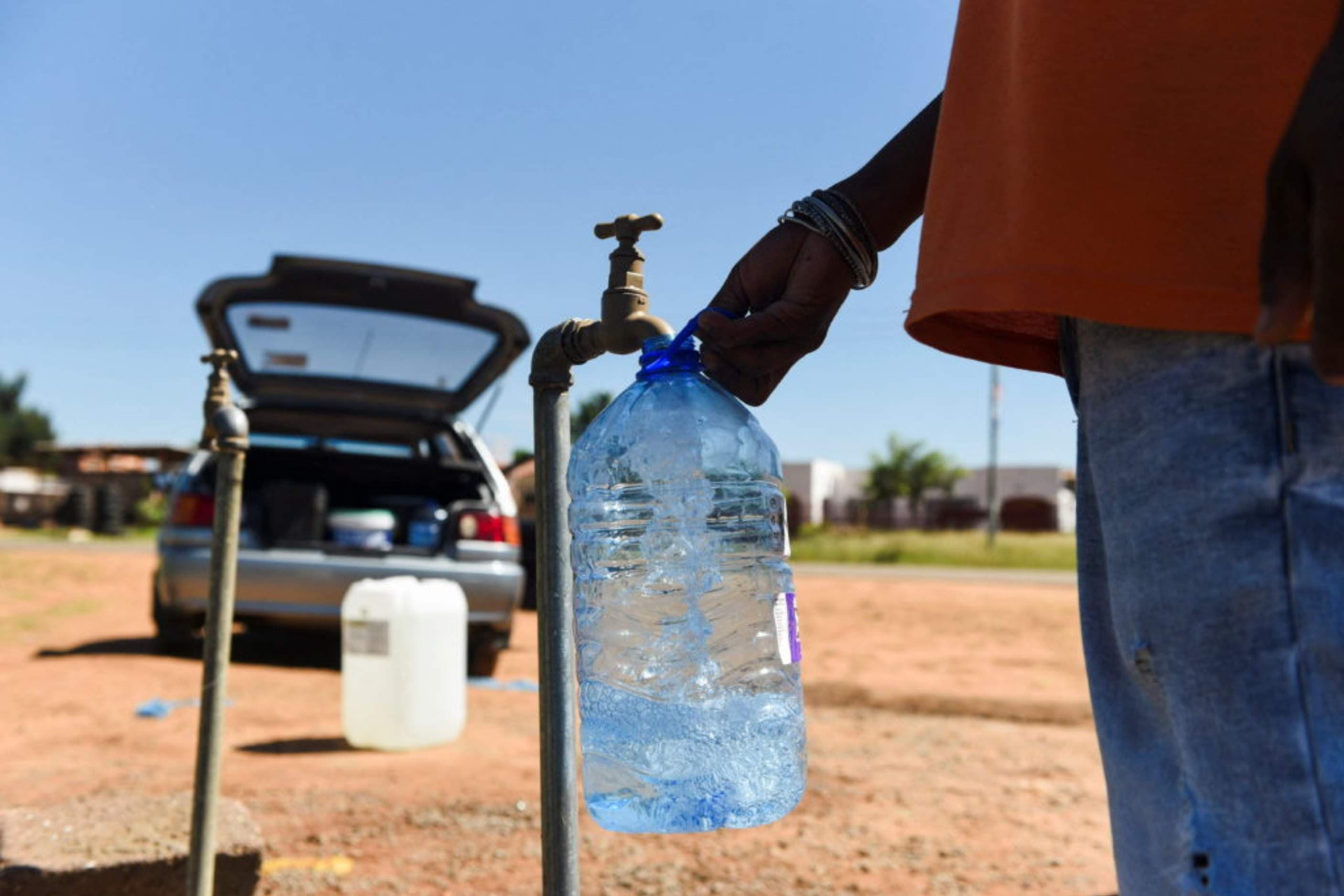 South Africa Water Crisis: 500+ Fall ill After Tap Water Contamination in Pretoria and Gqeberha