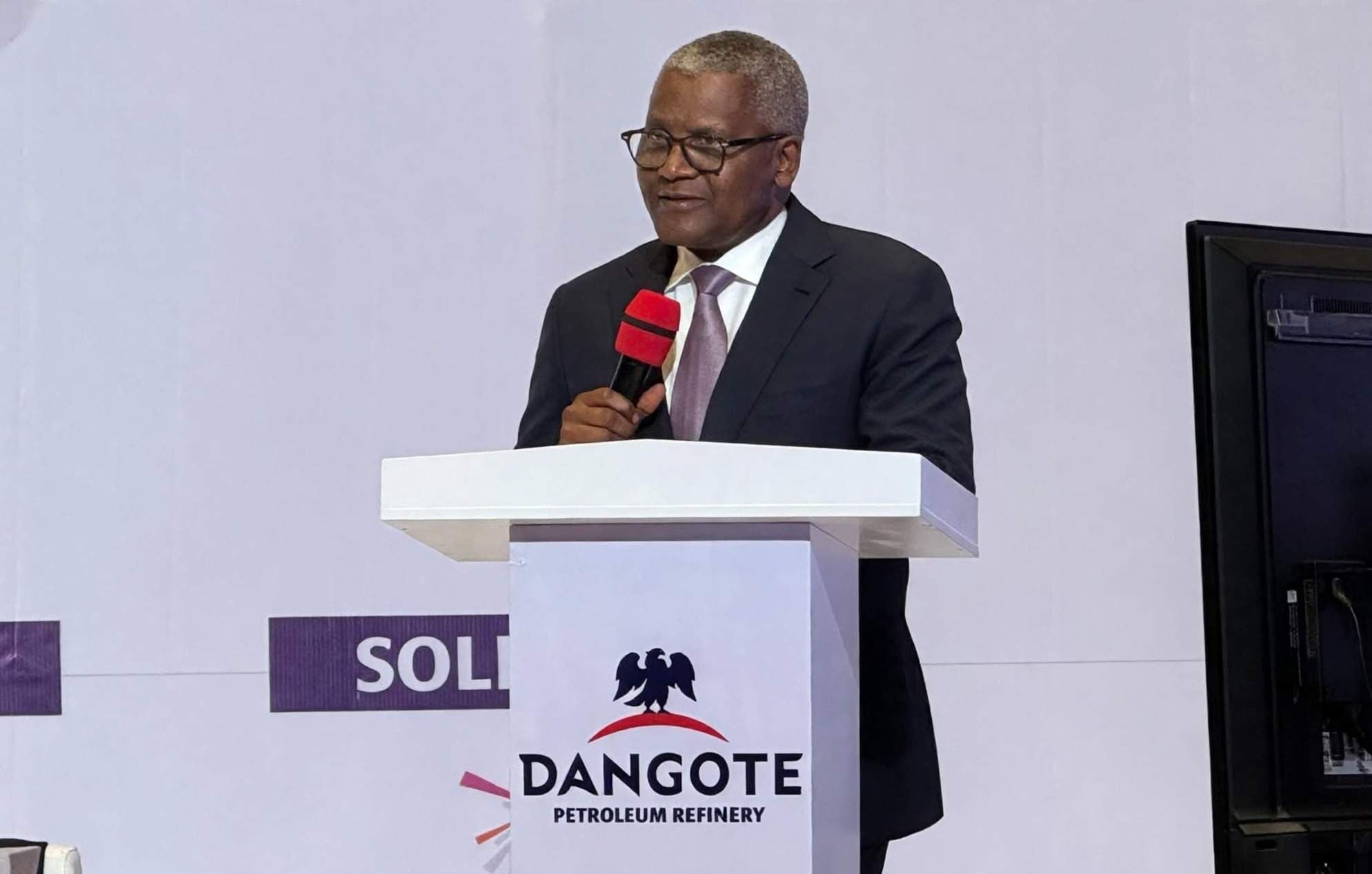 Historic Dangote Refinery IPO Shuts Books in $1.6bn Sale